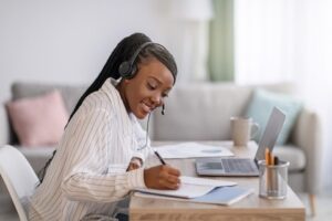 Online versus klassikale trainingen: wat is het verschil?